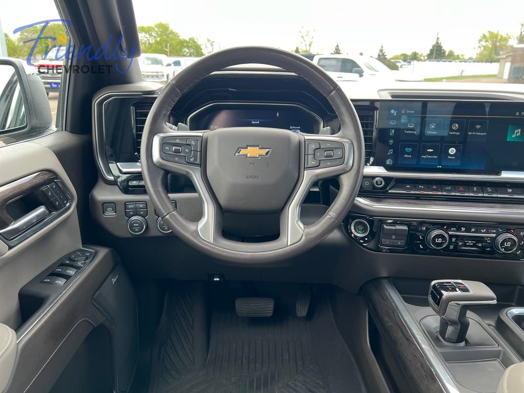 Certified 2023 Chevrolet Silverado 1500 LTZ w/ LTZ Premium Package AWD/4WD image 28