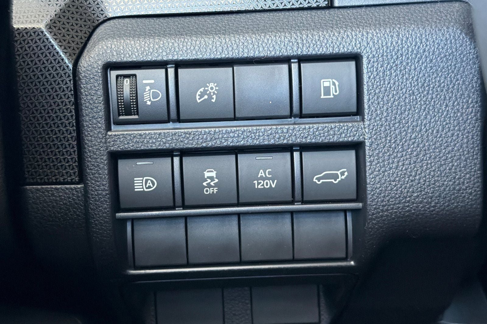 New 2026 Toyota 4Runner Limited AWD/4WD image 31