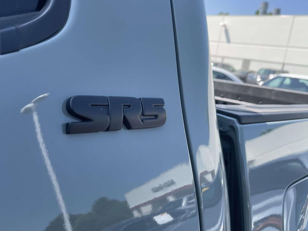 Used 2022 Toyota Tacoma SR5 w/ Trail Edition AWD/4WD image 10