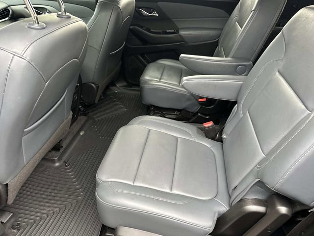 Used 2020 Chevrolet Traverse LT w/ LT Premium Package image 11