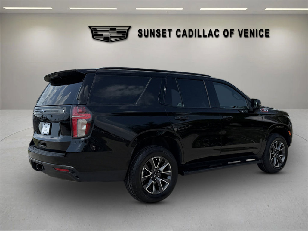 Used 2021 Chevrolet Tahoe Z71 w/ Luxury Package AWD/4WD image 3