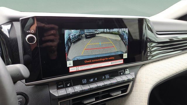 Certified 2025 Toyota Camry XLE image 25