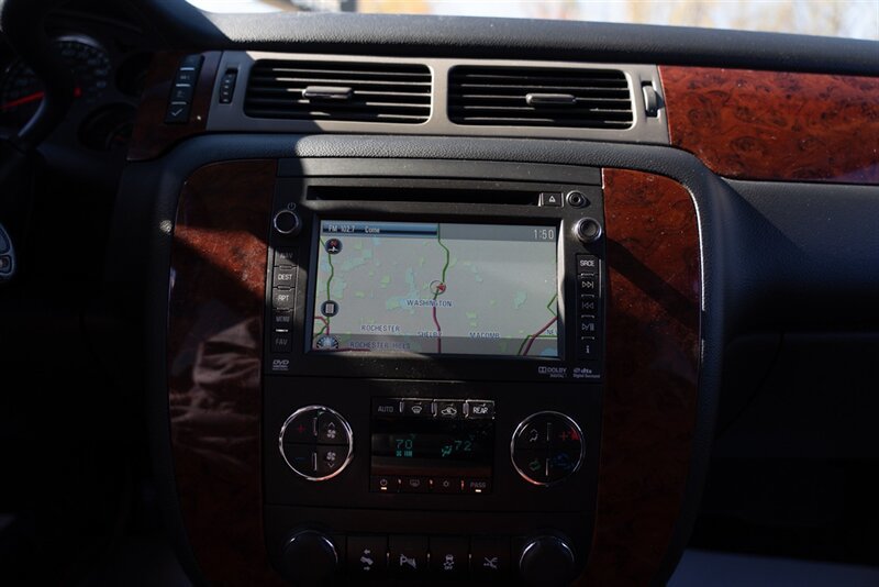 Used 2013 Chevrolet Suburban LTZ AWD/4WD image 35