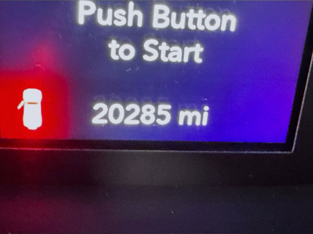 Used 2023 Jeep Wrangler Sport S image 5