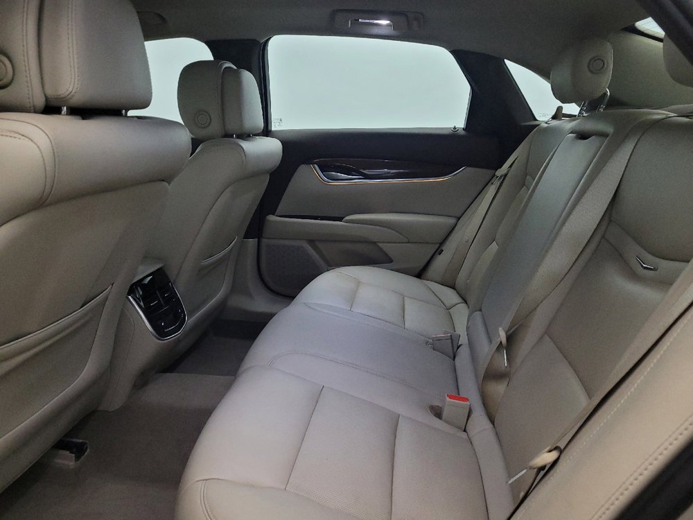 Used 2014 Cadillac XTS Luxury w/ Driver Awareness Package FWD image 18