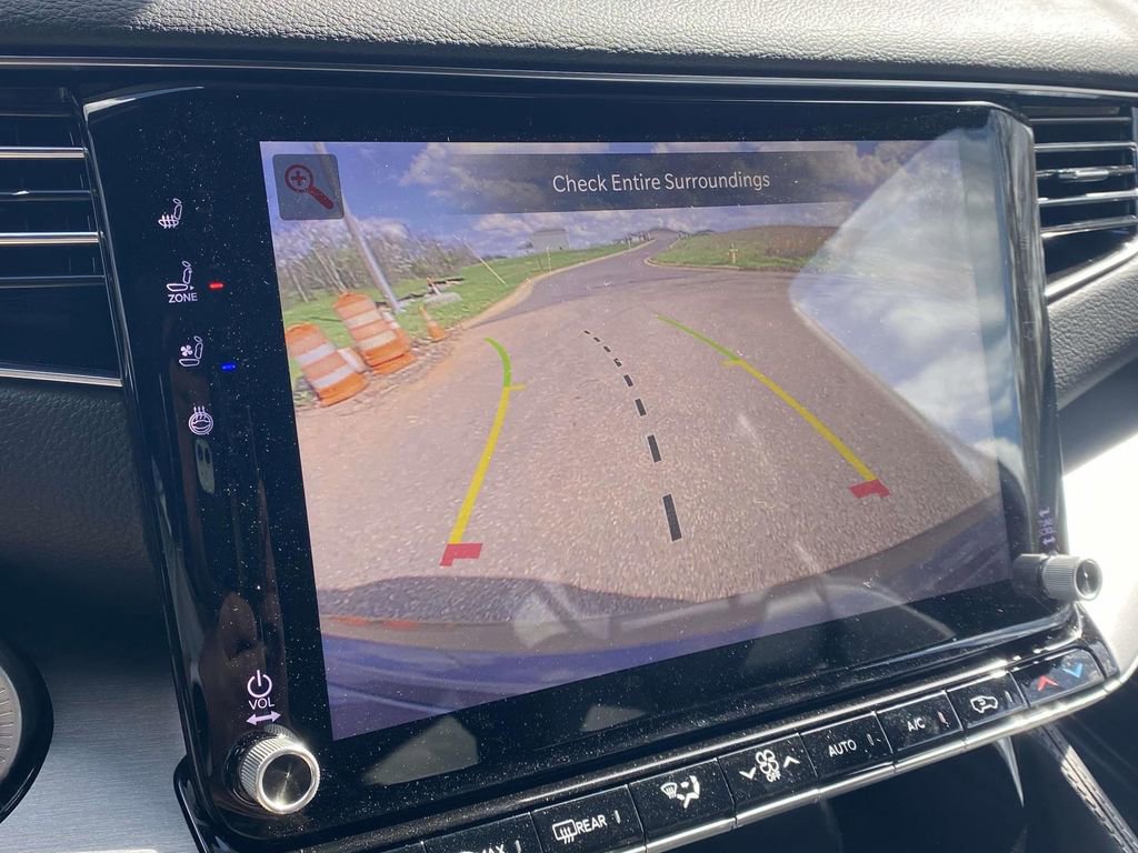 New 2026 Jeep Grand Wagoneer Limited w/ Premium Group II image 50