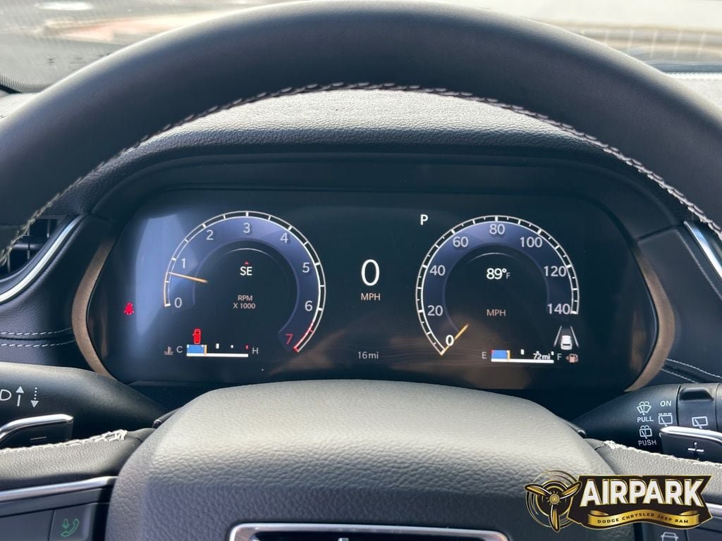 New 2025 Jeep Grand Cherokee L Altitude AWD/4WD image 18