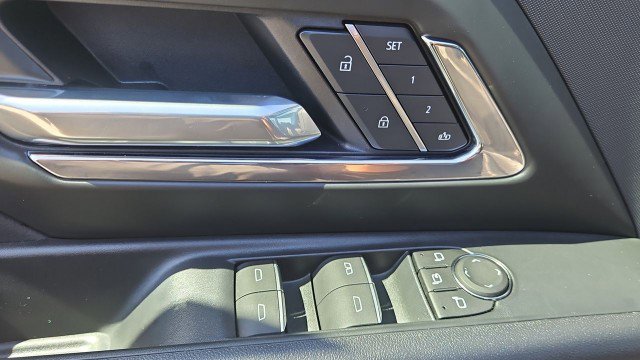 Used 2025 Chevrolet Silverado EV LT w/ LT Premium Package AWD/4WD image 23