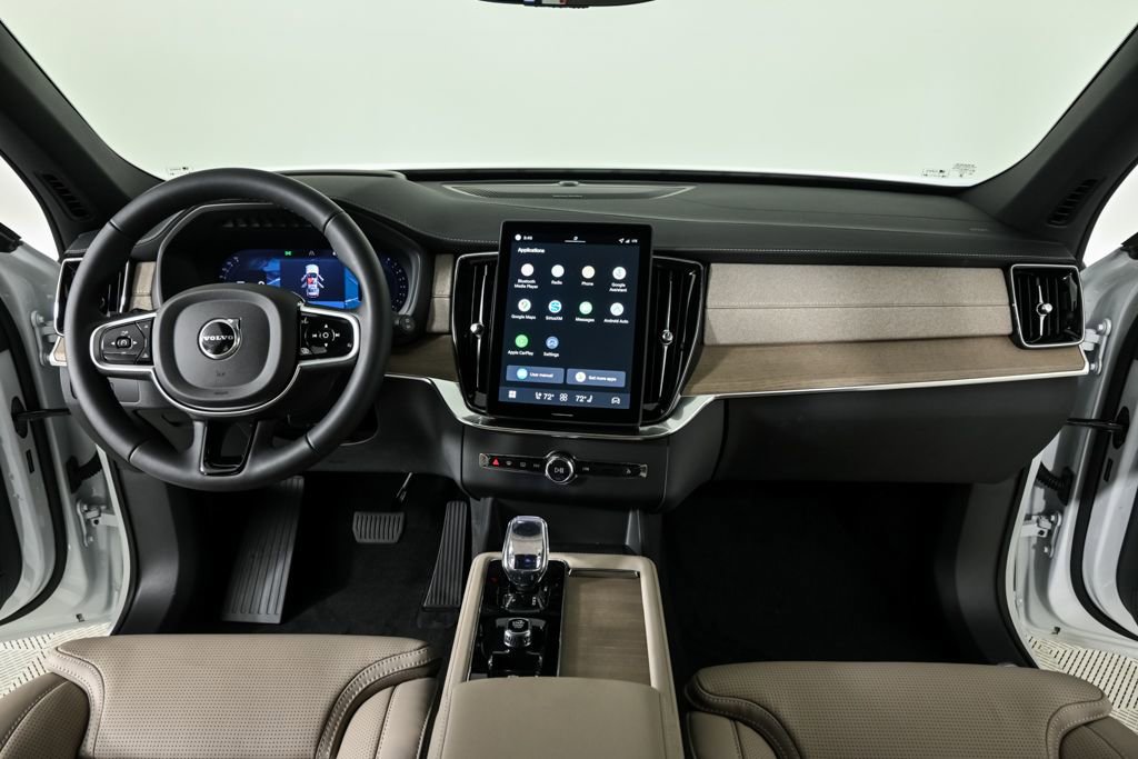 New 2026 Volvo XC90 B6 Ultra w/ Protection Package AWD/4WD image 18