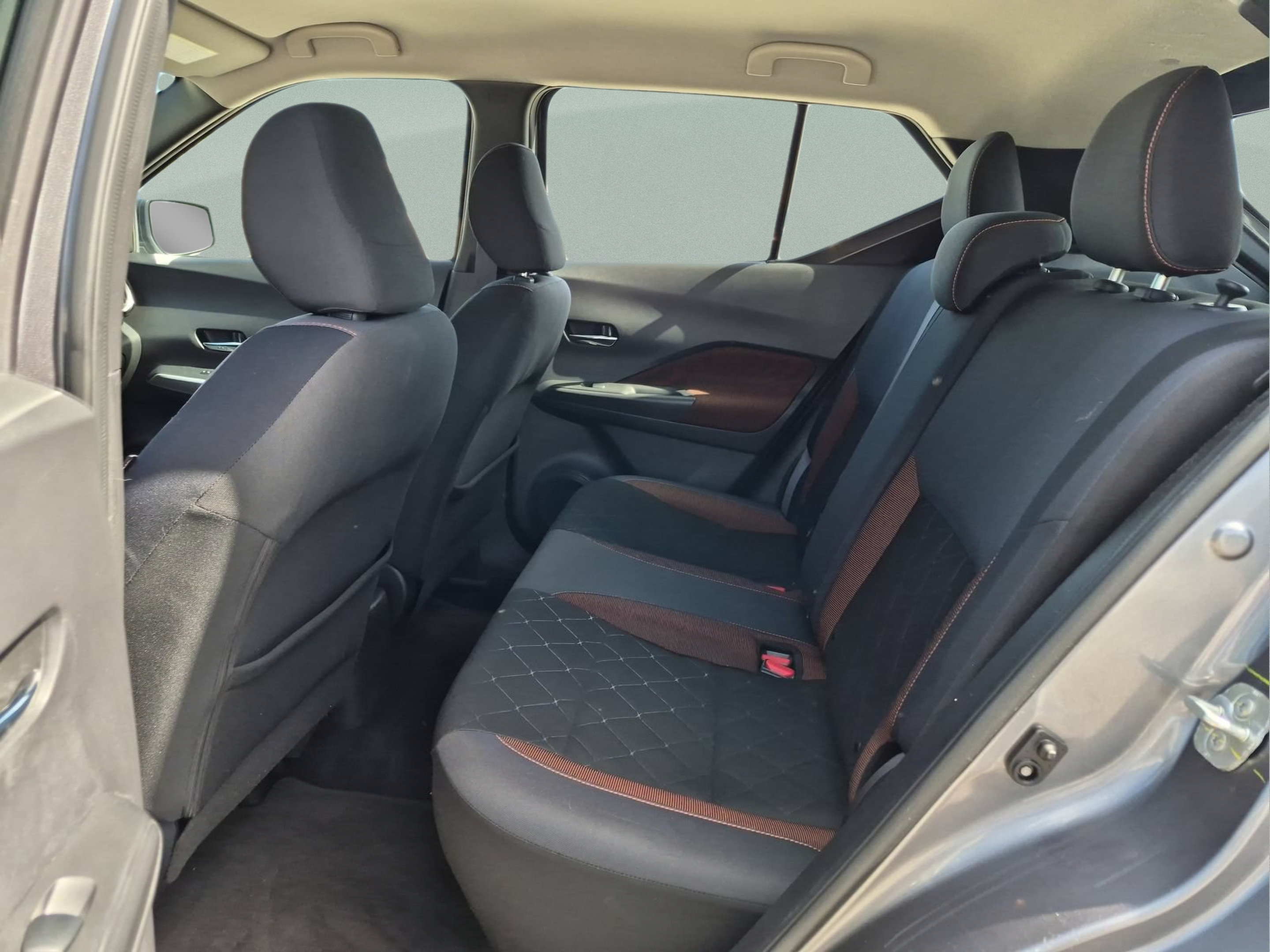 Used 2019 Nissan Kicks SR FWD image 16