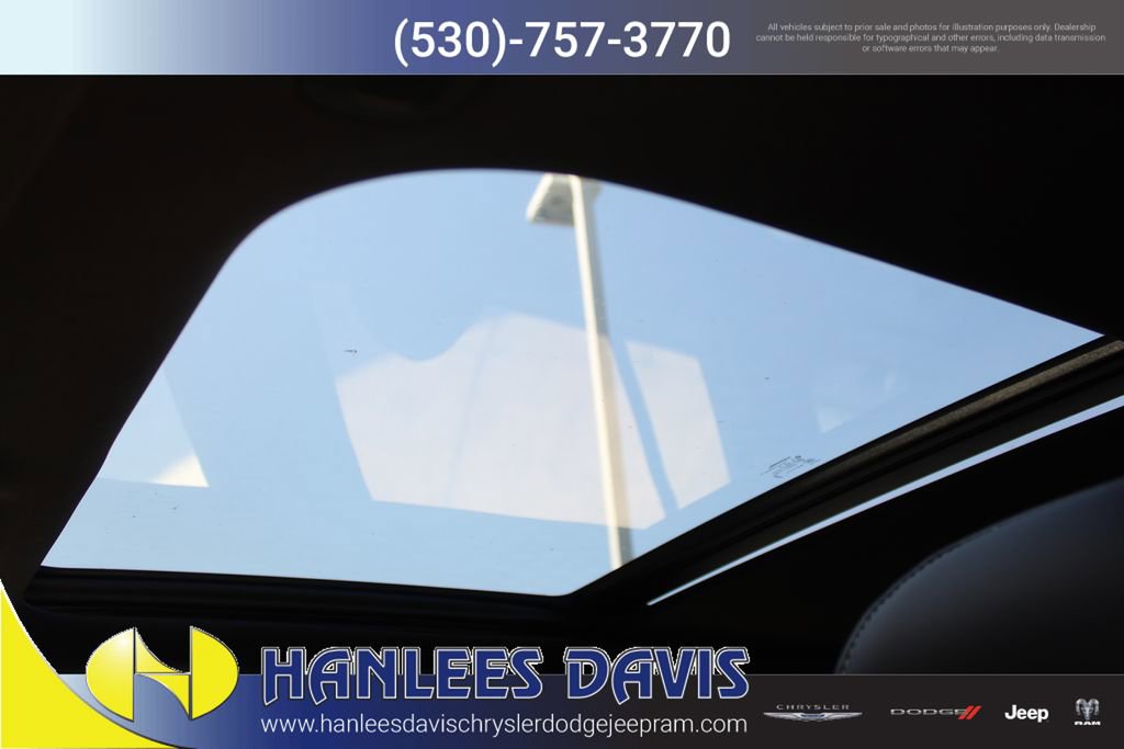 New 2023 Jeep Grand Cherokee Overland w/ MOPAR Finishing Package AWD/4WD image 15