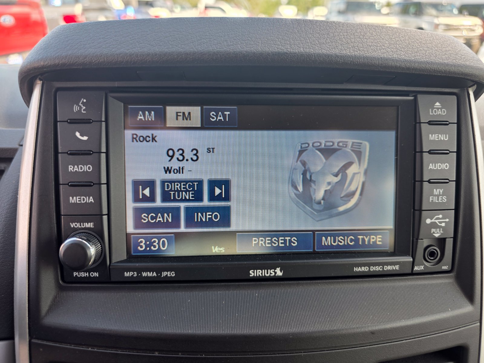 Used 2010 Dodge Grand Caravan SXT FWD image 24