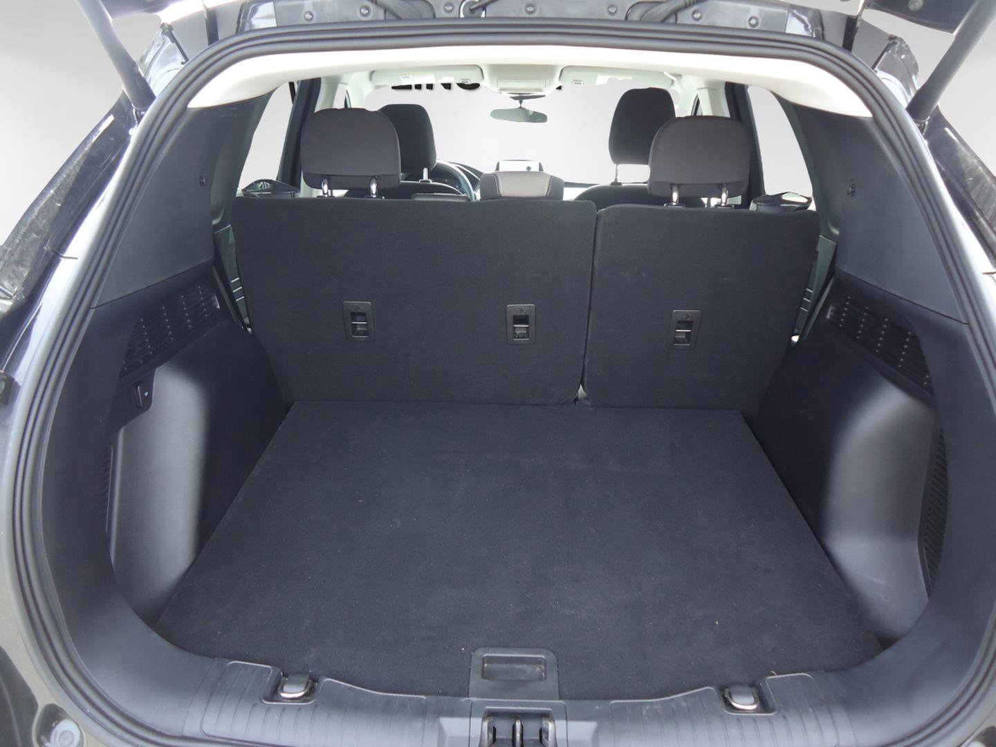 Used 2022 Ford Escape SE w/ Convenience Package image 28