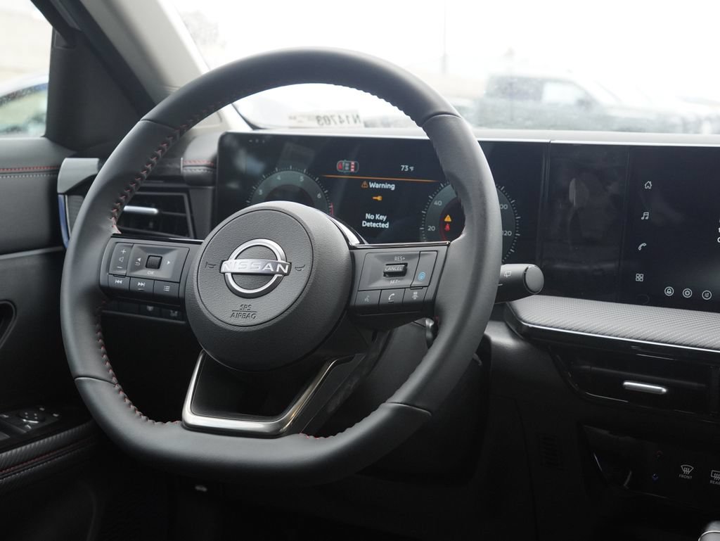 New 2026 Nissan Kicks SR FWD image 30
