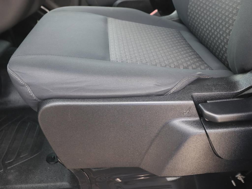 Used 2024 Ford Transit 250 Low Roof w/ Exterior Upgrade Package RWD image 18