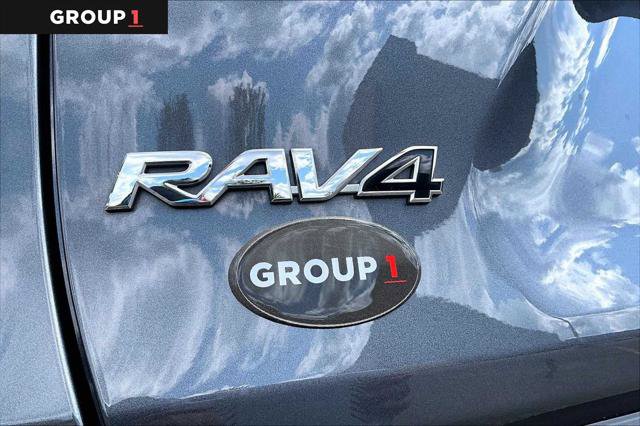 Certified 2025 Toyota RAV4 XLE AWD/4WD image 33