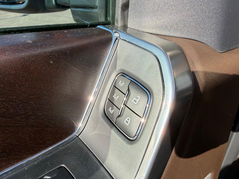 New 2026 Ford F250 King Ranch w/ Chrome Package image 18