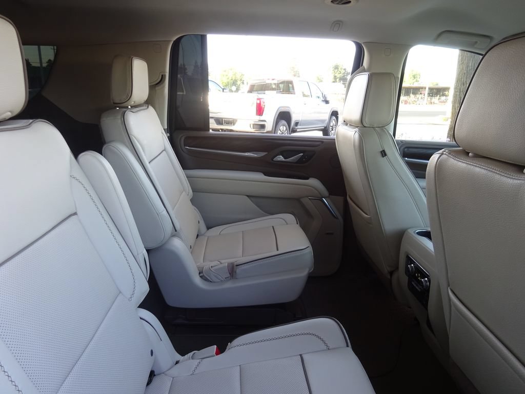 Certified 2022 GMC Yukon XL Denali w/ Max Trailering Package AWD/4WD image 22