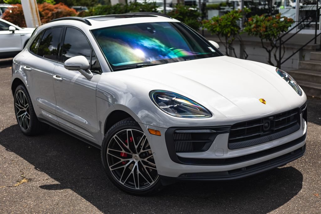 Used 2022 Porsche Macan S AWD/4WD image 2