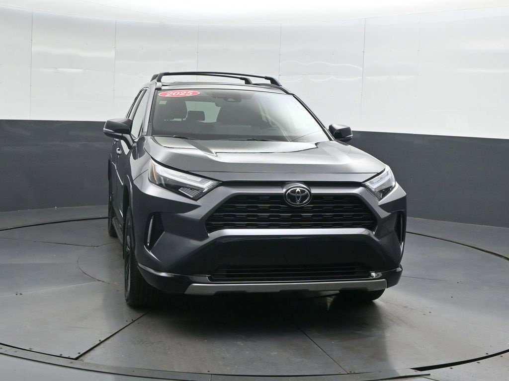 Used 2025 Toyota RAV4 XSE w/ Weather Package image 5