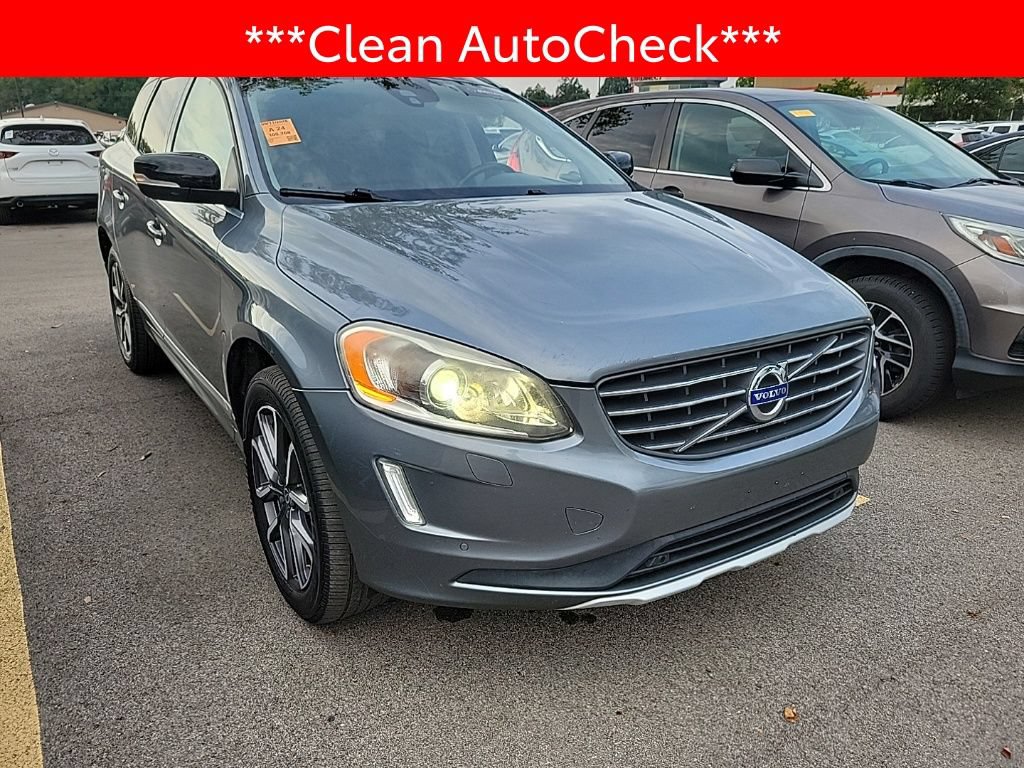 Used 2017 Volvo XC60 T6 Dynamic w/ Climate Package AWD/4WD image 3