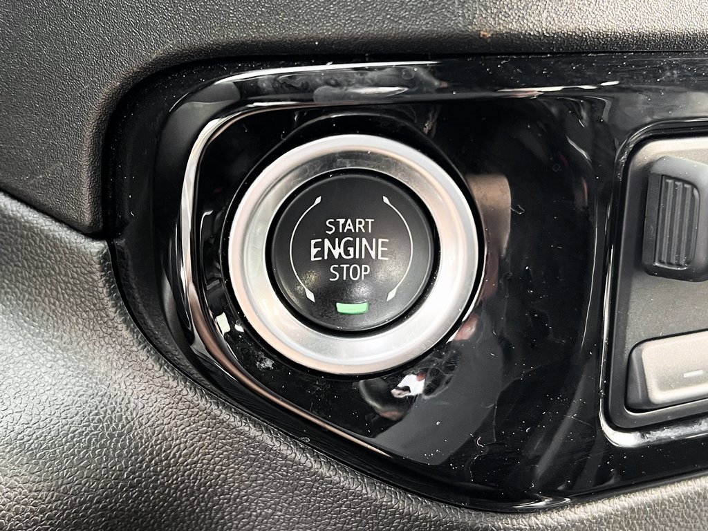 Used 2025 GMC Sierra 1500 Elevation w/ Max Trailering Package image 7