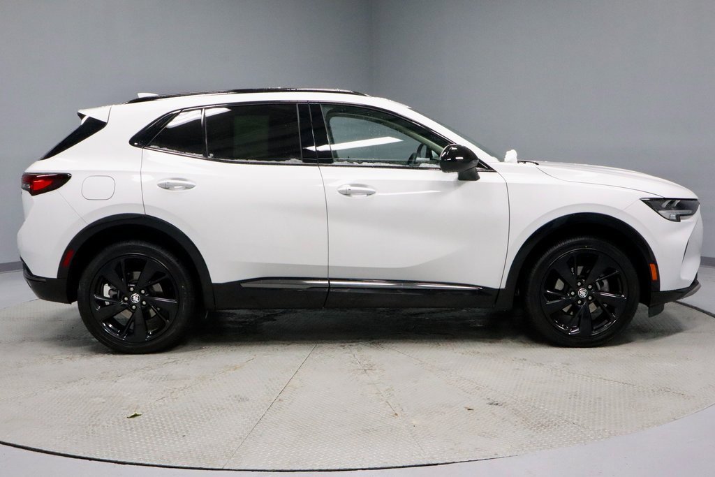 Used 2023 Buick Envision Essence w/ Sport Touring Package image 12