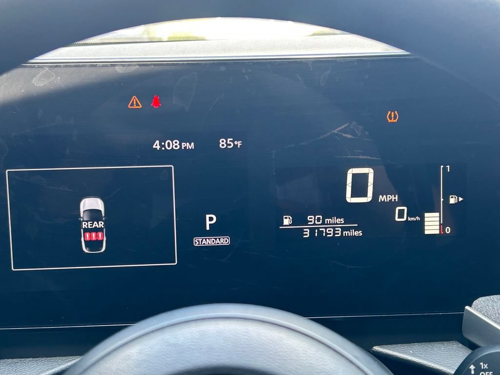 Used 2025 Nissan Kicks SV w/ Charging Package FWD image 29