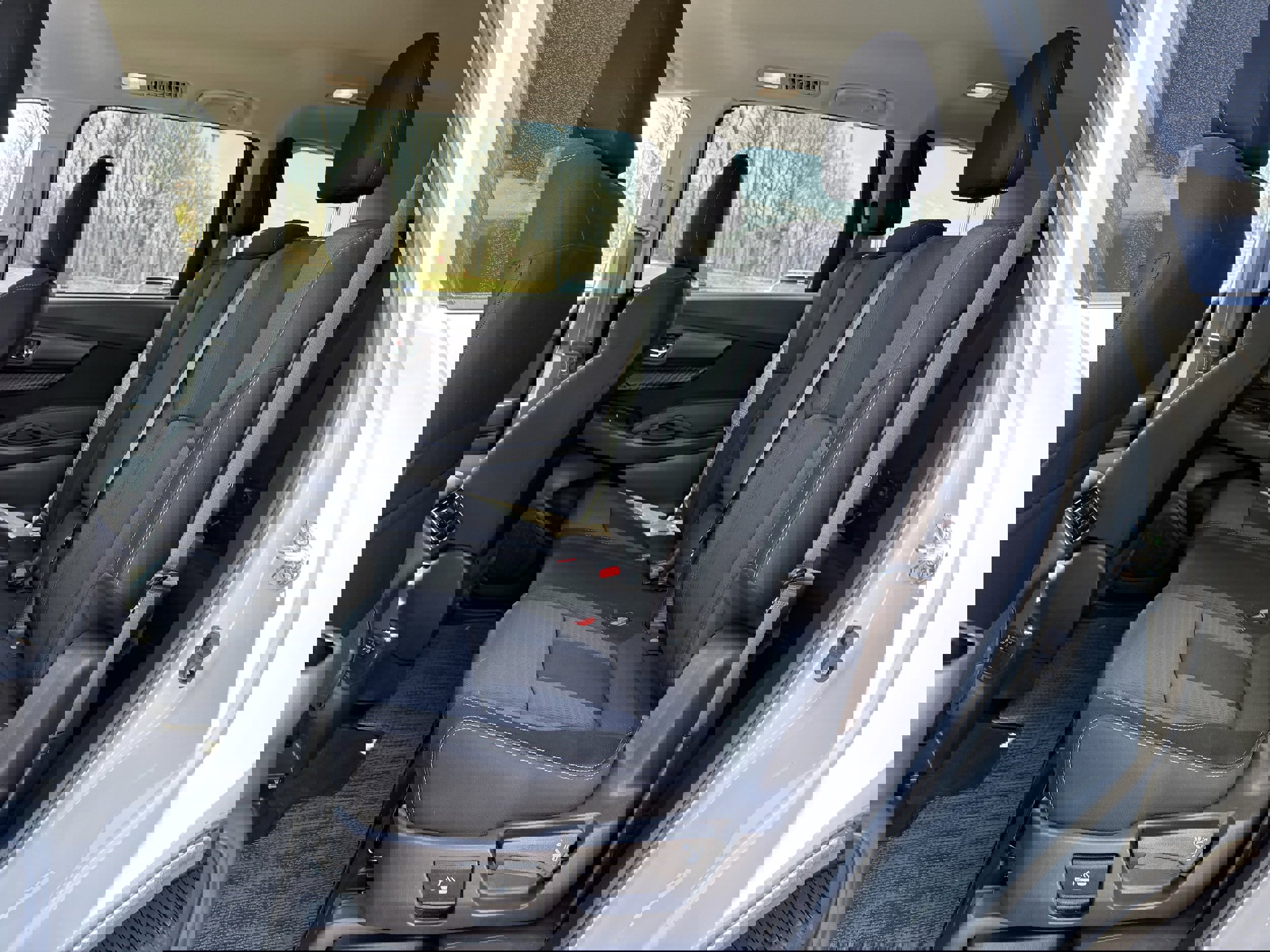 Certified 2025 Subaru Ascent Premium image 31