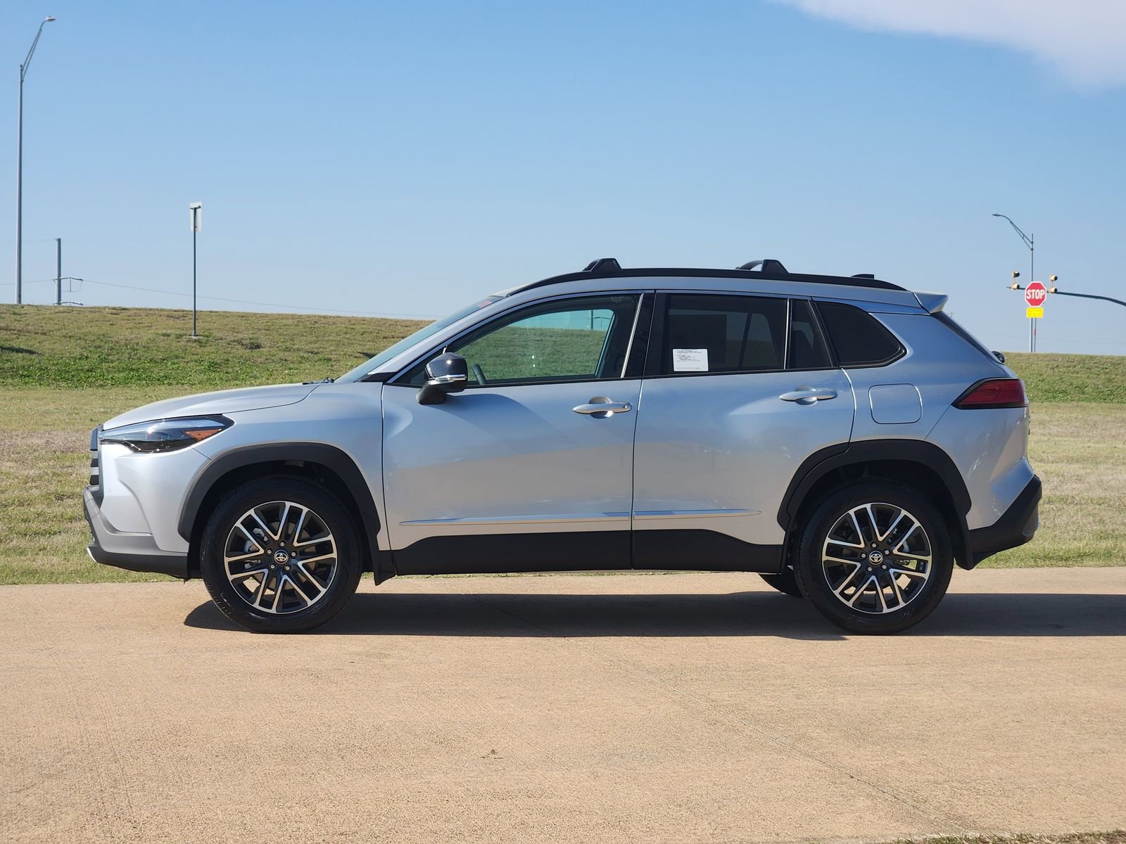 New 2026 Toyota Corolla Cross XLE w/ Convenience Package image 8