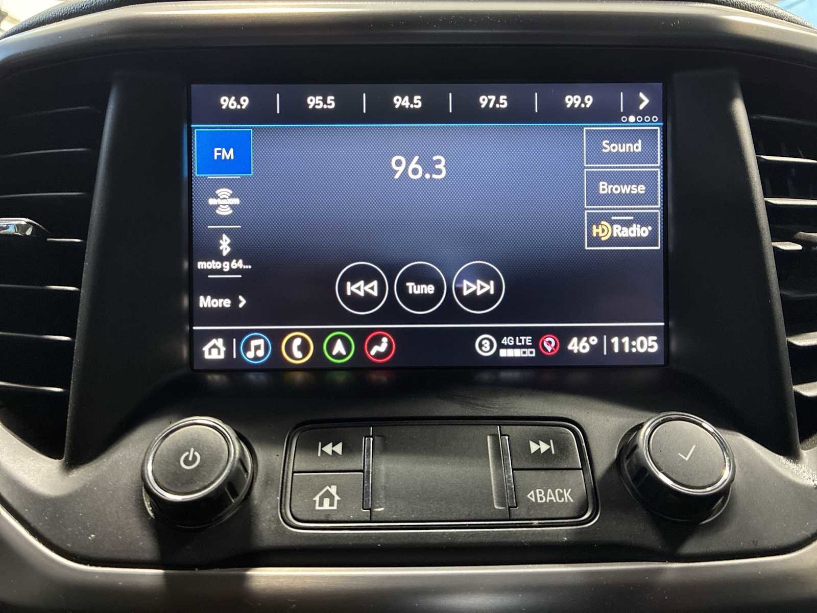 Used 2021 GMC Acadia AT4 w/ Trailering Package image 12