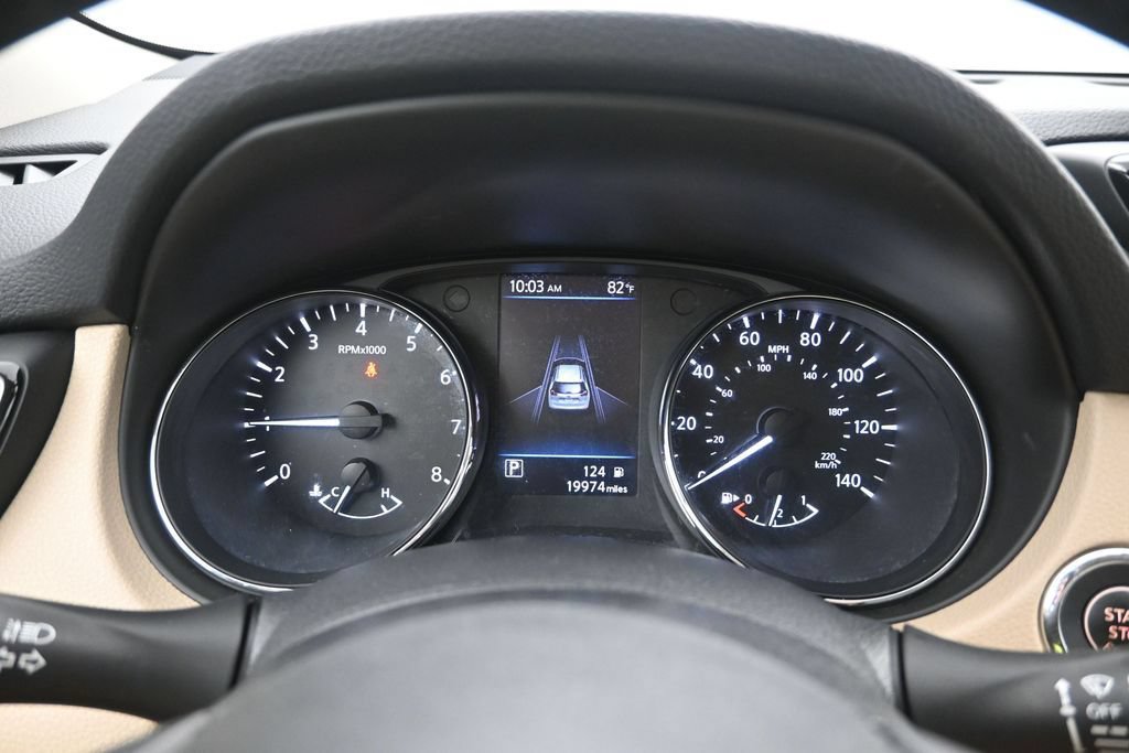 Used 2019 Nissan Rogue SV w/ Premium Package FWD image 15