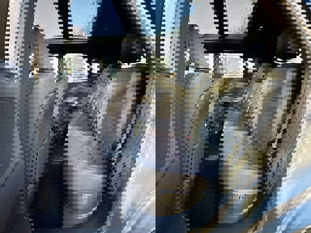 New 2026 Lexus RX 450h AWD image 31