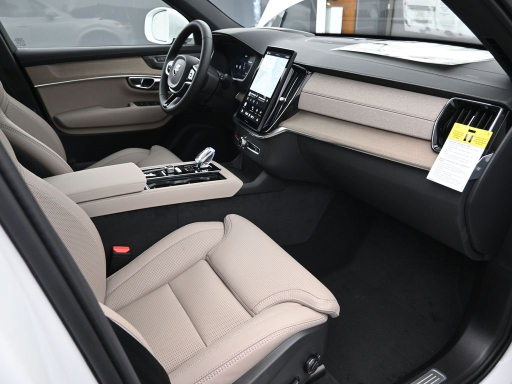New 2026 Volvo XC90 B6 Ultra image 39