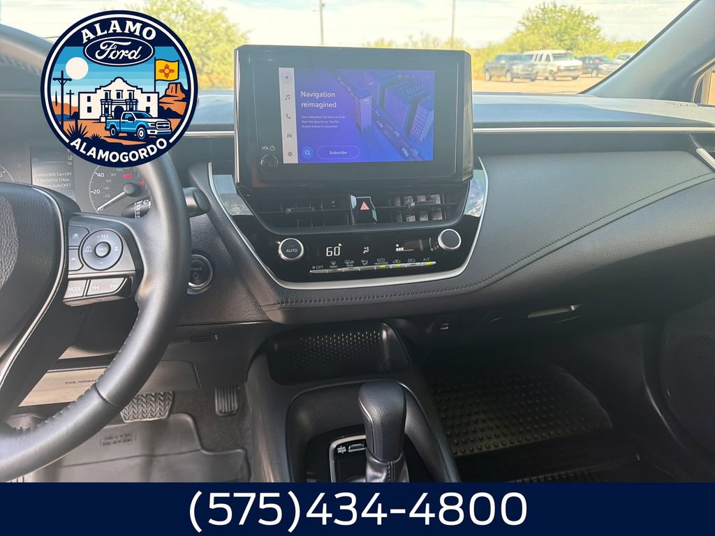 Used 2025 Toyota Corolla SE FWD image 17