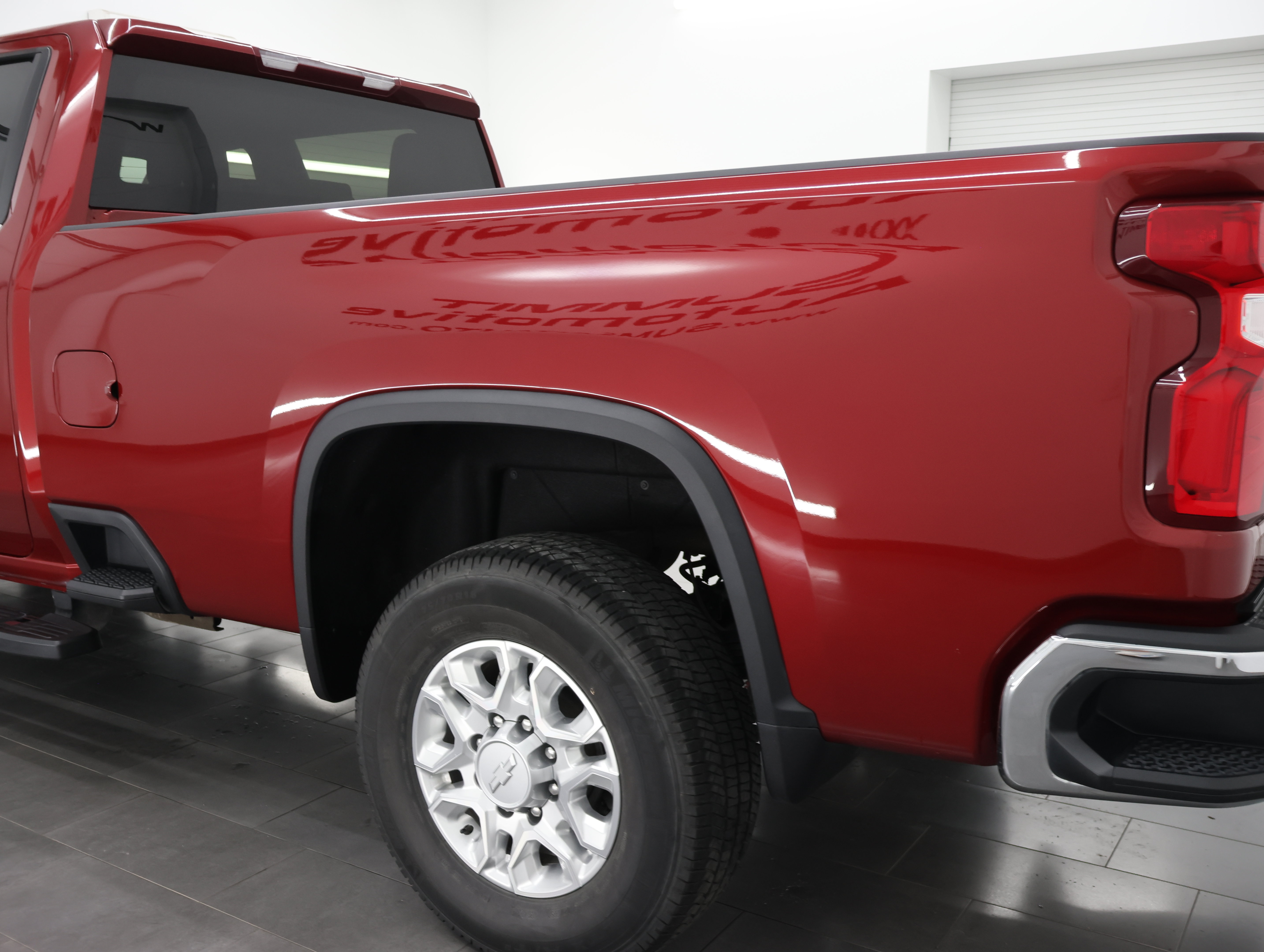 Used 2020 Chevrolet Silverado 2500 LTZ w/ Z71 Off-Road Package AWD/4WD image 31