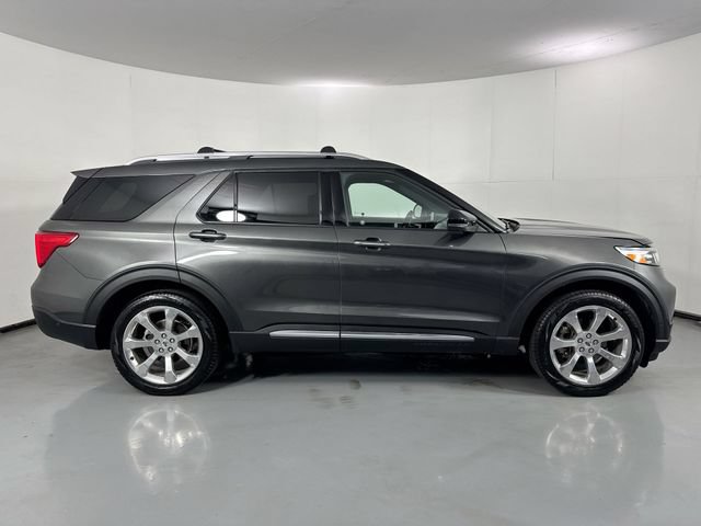 Used 2020 Ford Explorer Platinum w/ Premium Technology Package AWD/4WD image 38