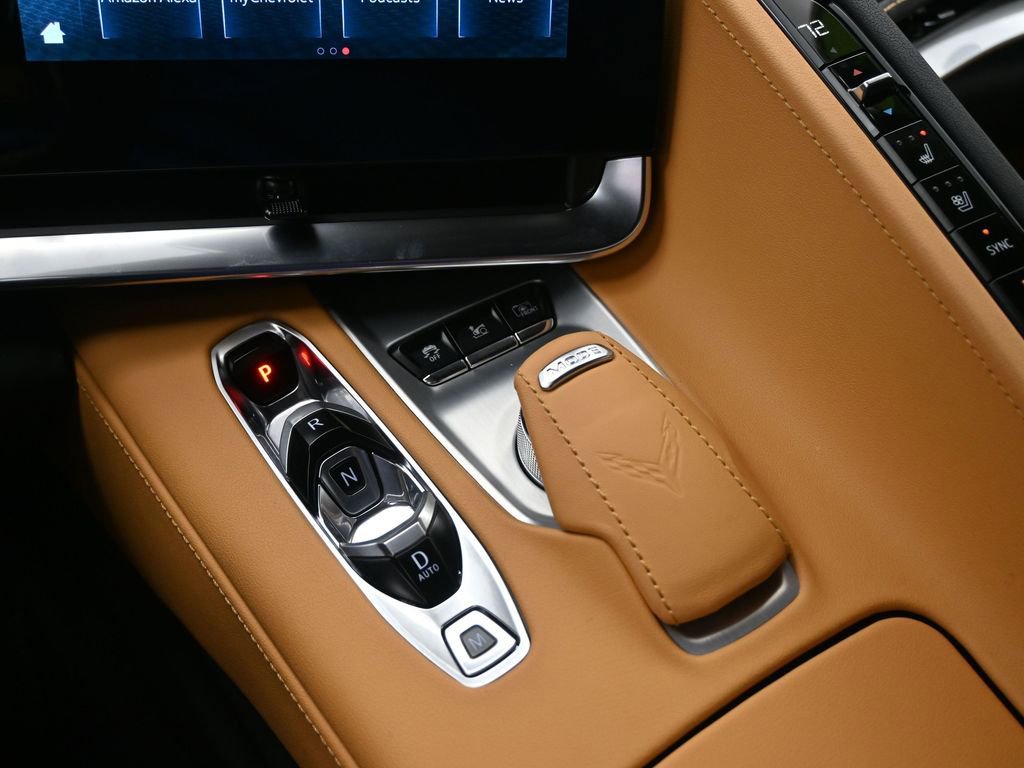 Used 2024 Chevrolet Corvette Stingray Preferred Cpe w/ 2LT image 15