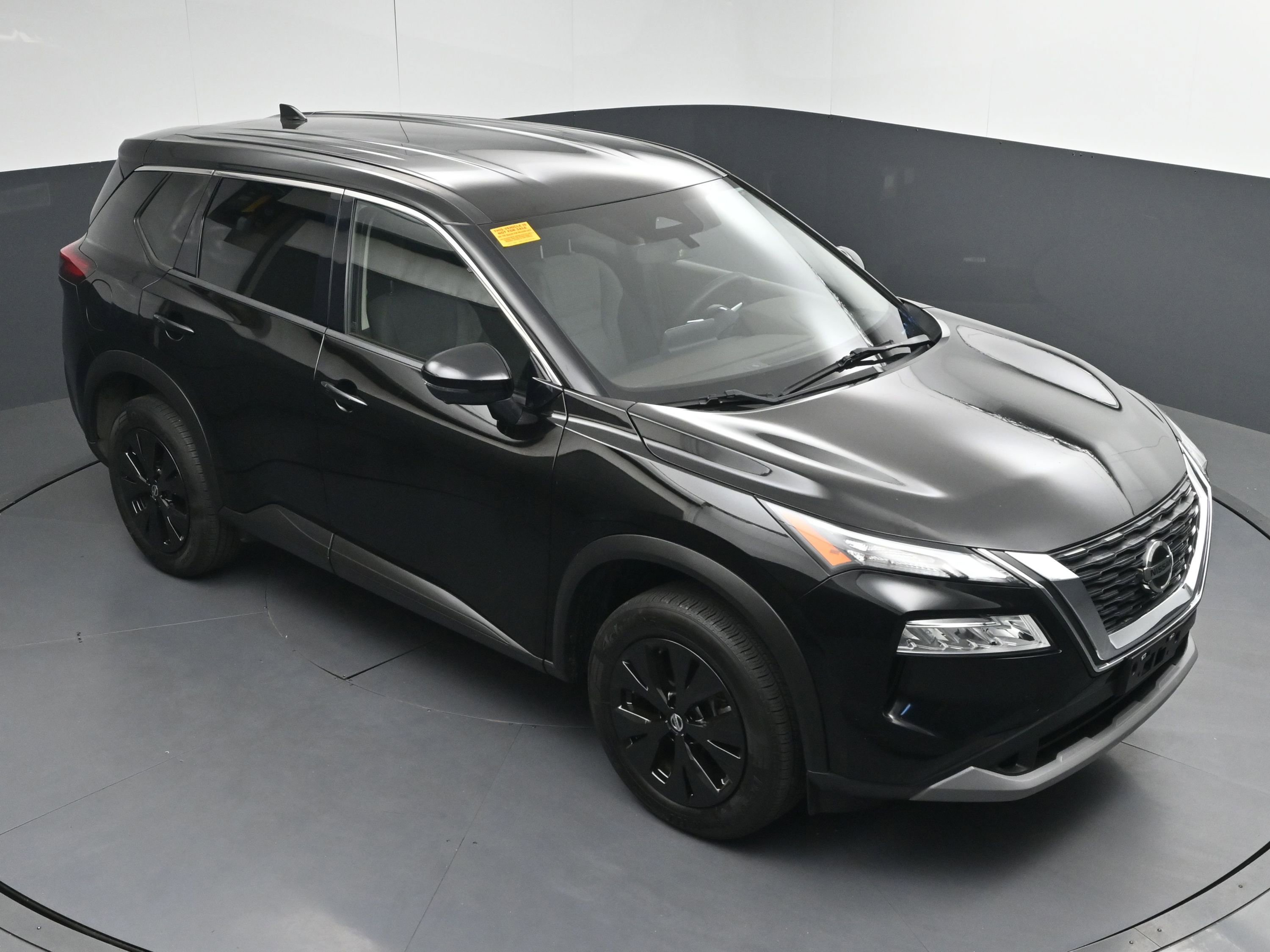 Used 2021 Nissan Rogue SV image 33