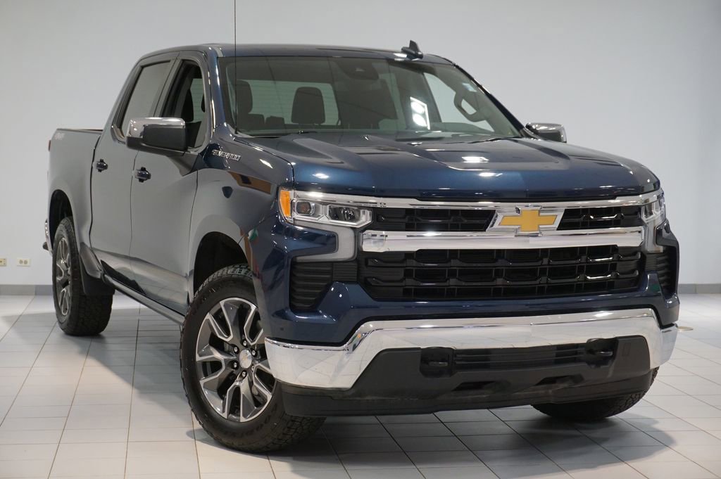 Used 2023 Chevrolet Silverado 1500 LT image 2