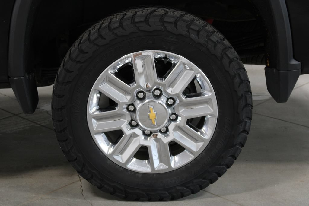 Used 2024 Chevrolet Silverado 2500 High Country w/ High Country Premium Package AWD/4WD image 21