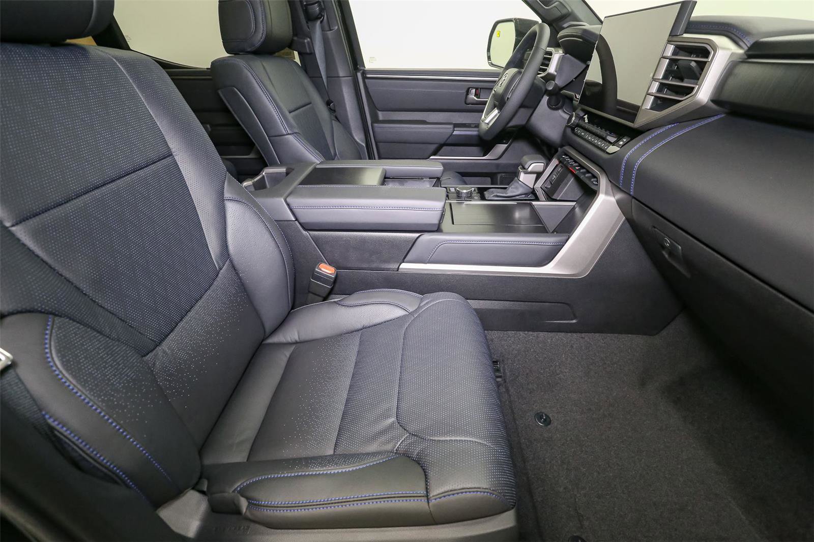 New 2026 Toyota Tundra Platinum image 12