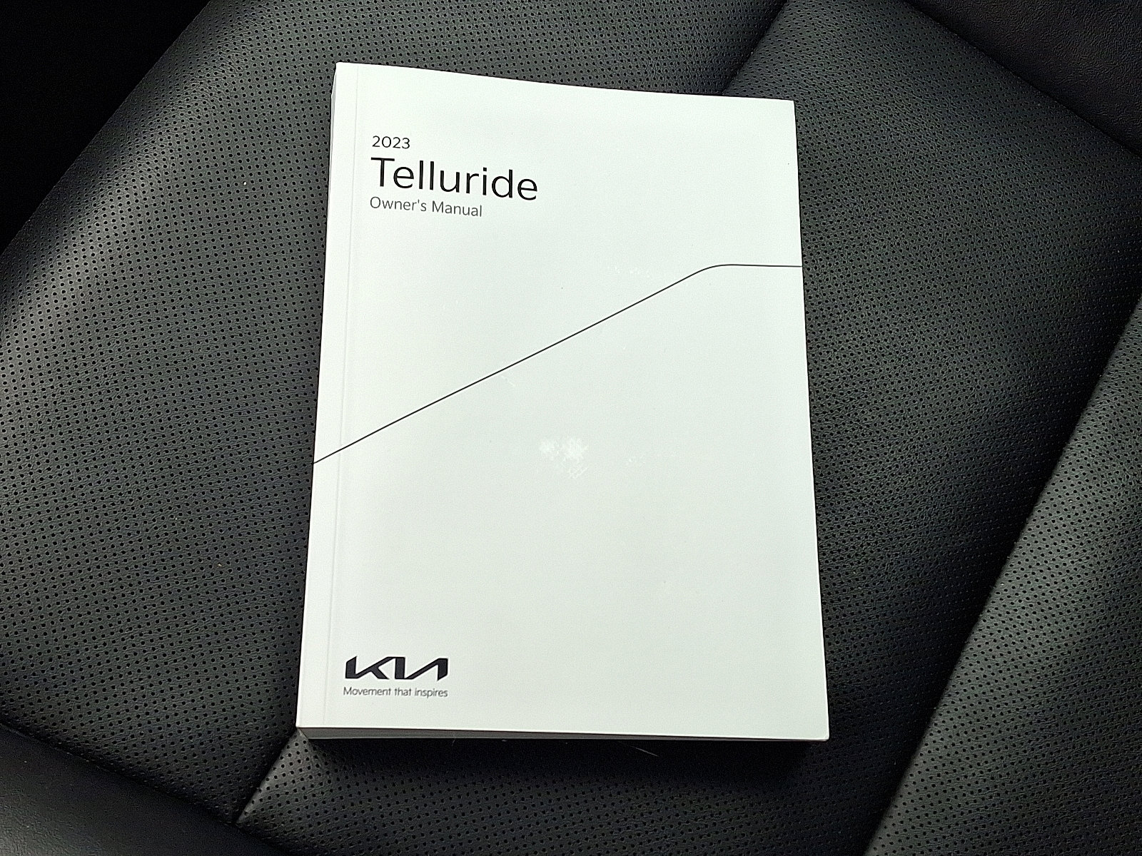 Used 2023 Kia Telluride LX image 26