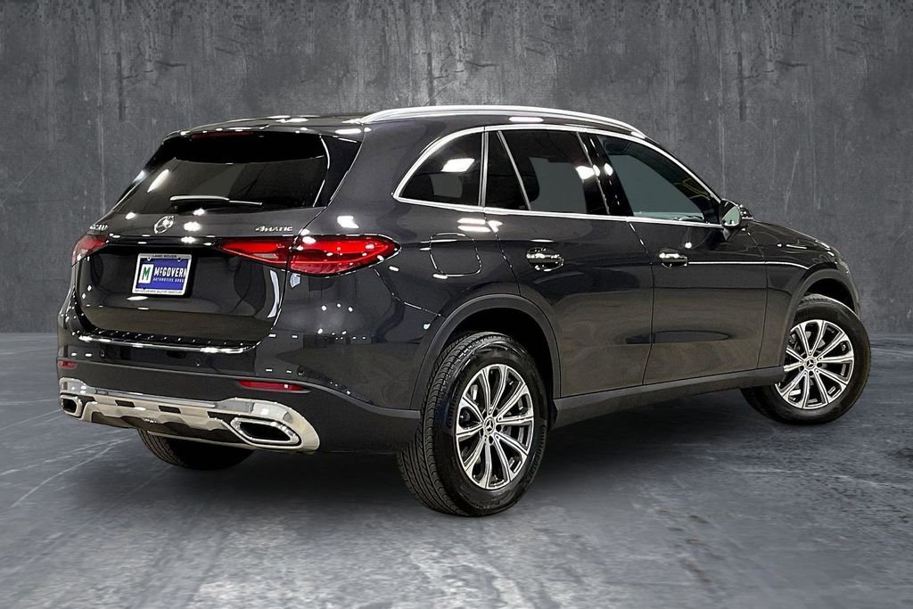 Used 2025 Mercedes-Benz GLC 300 4MATIC image 6