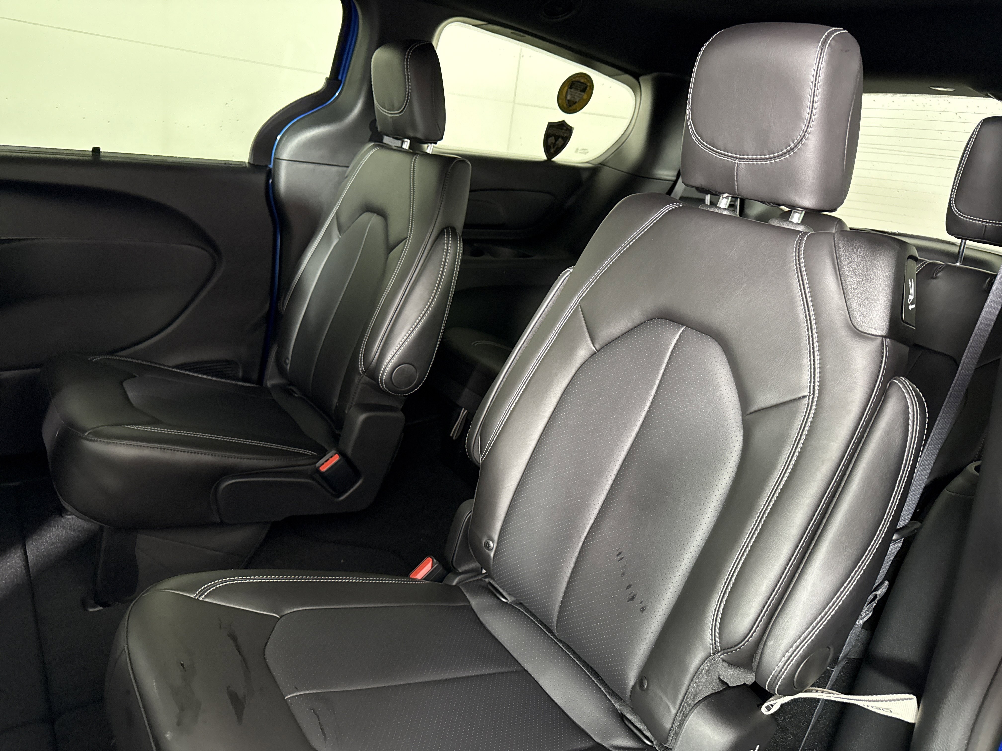 New 2026 Chrysler Pacifica Select w/ S Appearance Package image 13