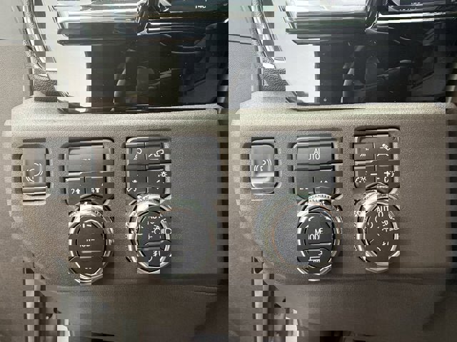 Used 2022 GMC Sierra 1500 SLT w/ SLT Premium Package image 23