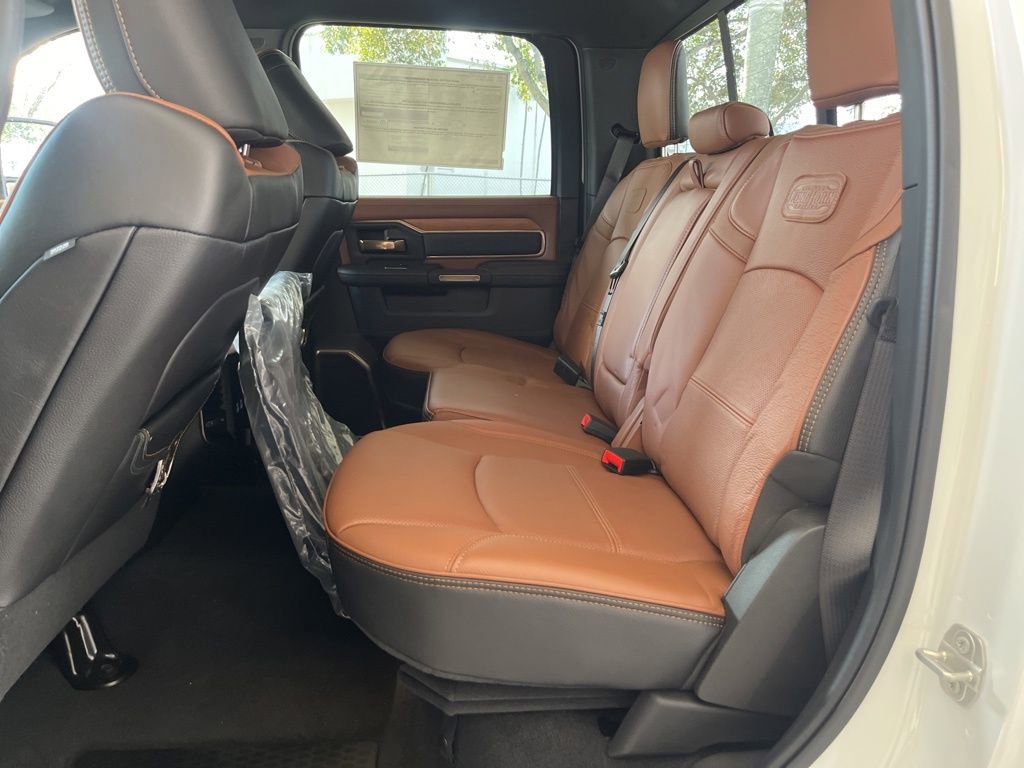 New 2023 RAM 2500 Limited image 32