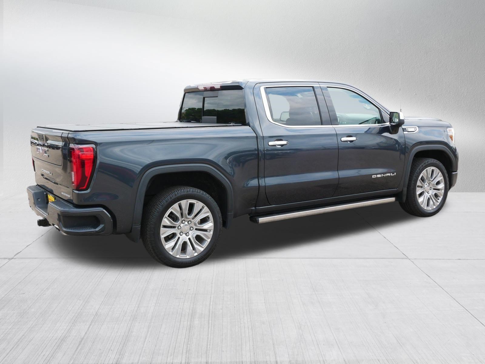 Used 2021 GMC Sierra 1500 Denali w/ Denali Ultimate Package AWD/4WD image 7