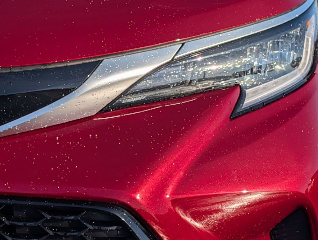 Used 2022 Toyota Sienna XSE image 12