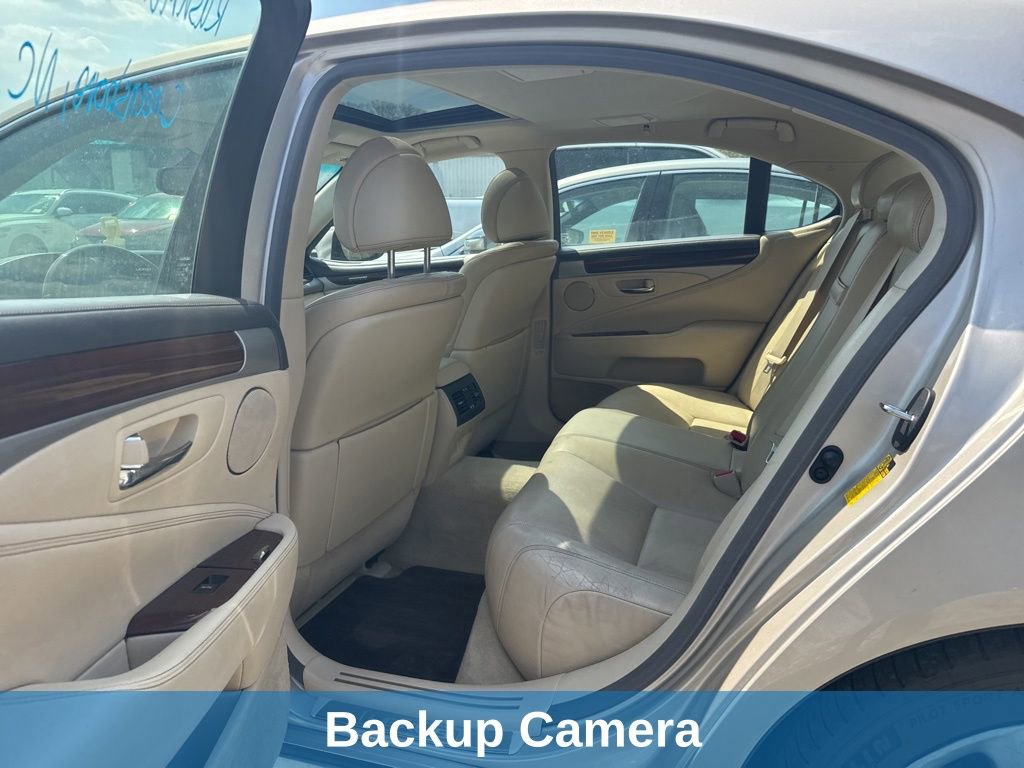 Used 2015 Lexus LS 460 w/ Comfort Package RWD image 14
